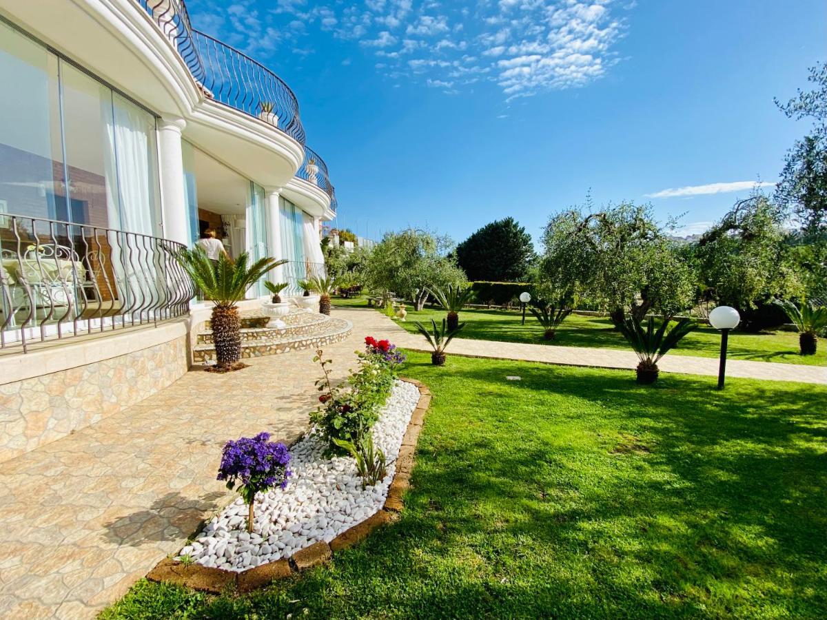 B&B Villa Pacifica Пескічі Екстер'єр фото