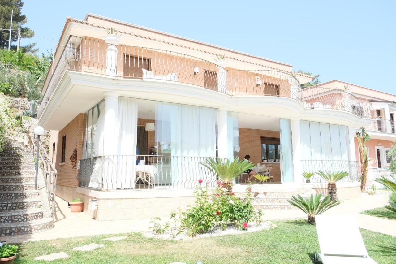 B&B Villa Pacifica Пескічі Екстер'єр фото
